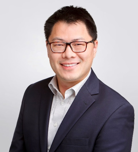 Howard Wang